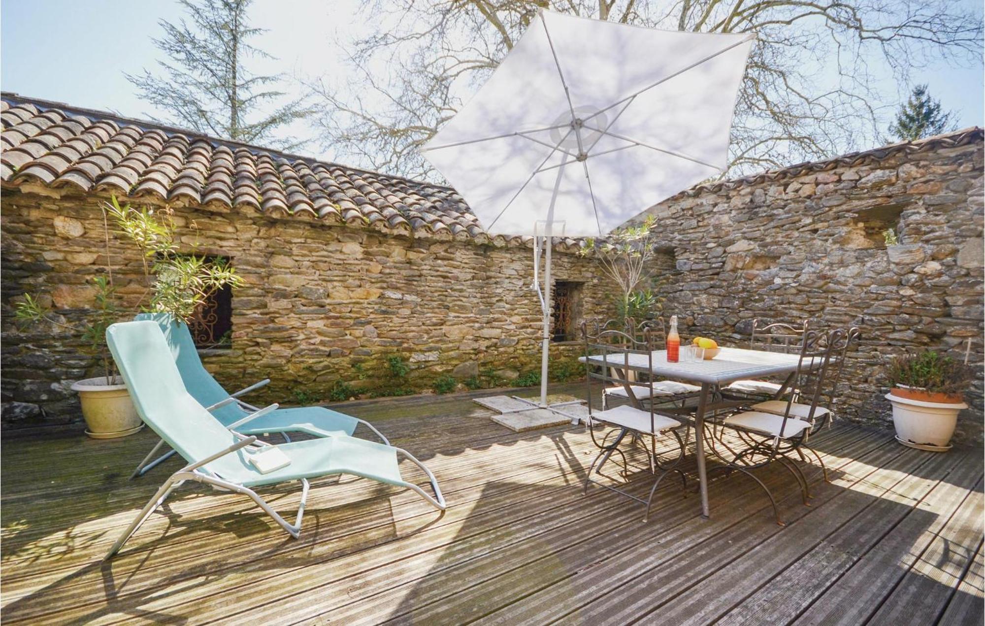 2 Bedroom Nice Apartment In Les Salles-Du-Gardon Soustelle Εξωτερικό φωτογραφία