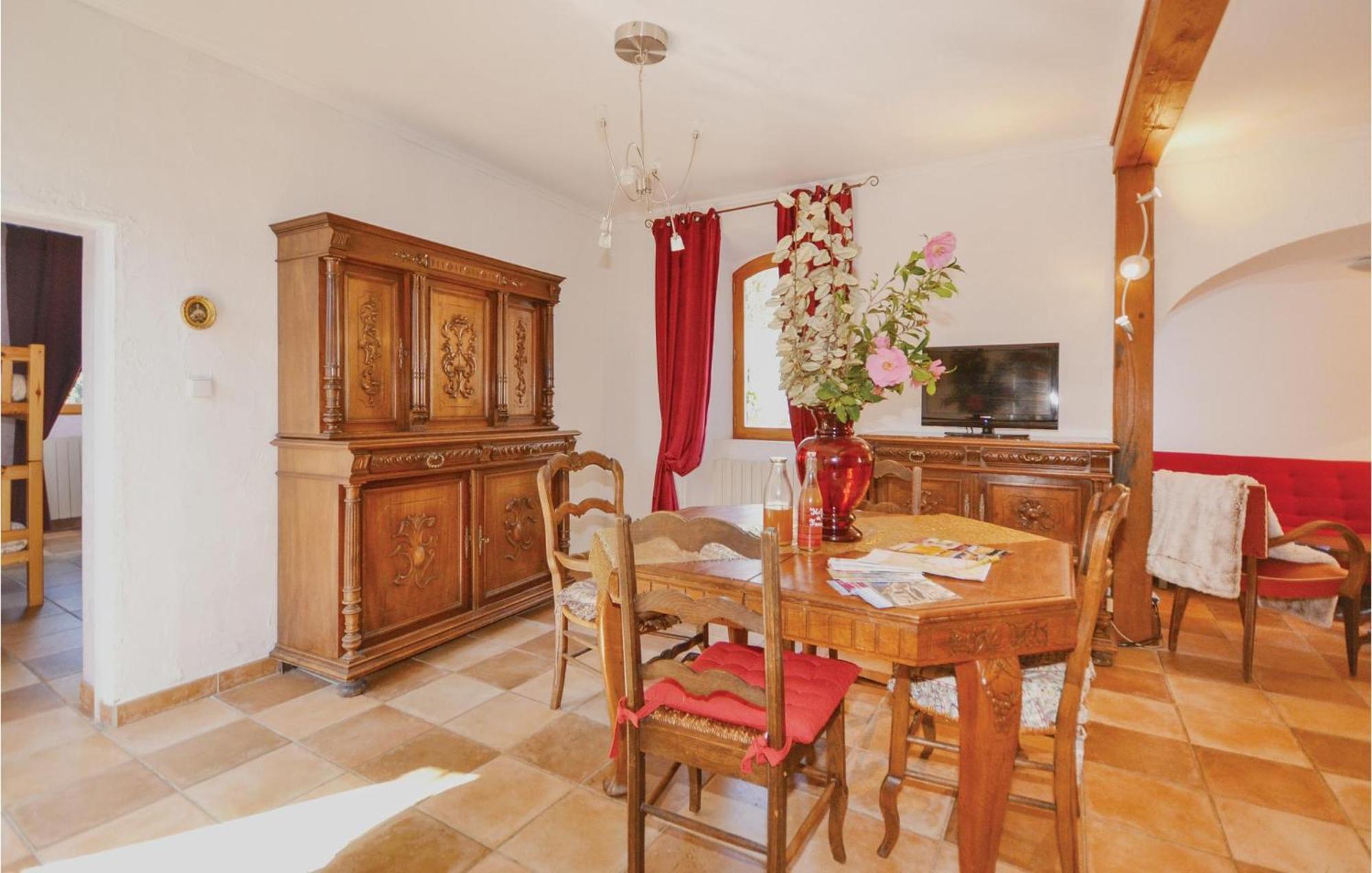 2 Bedroom Nice Apartment In Les Salles-Du-Gardon Soustelle Εξωτερικό φωτογραφία
