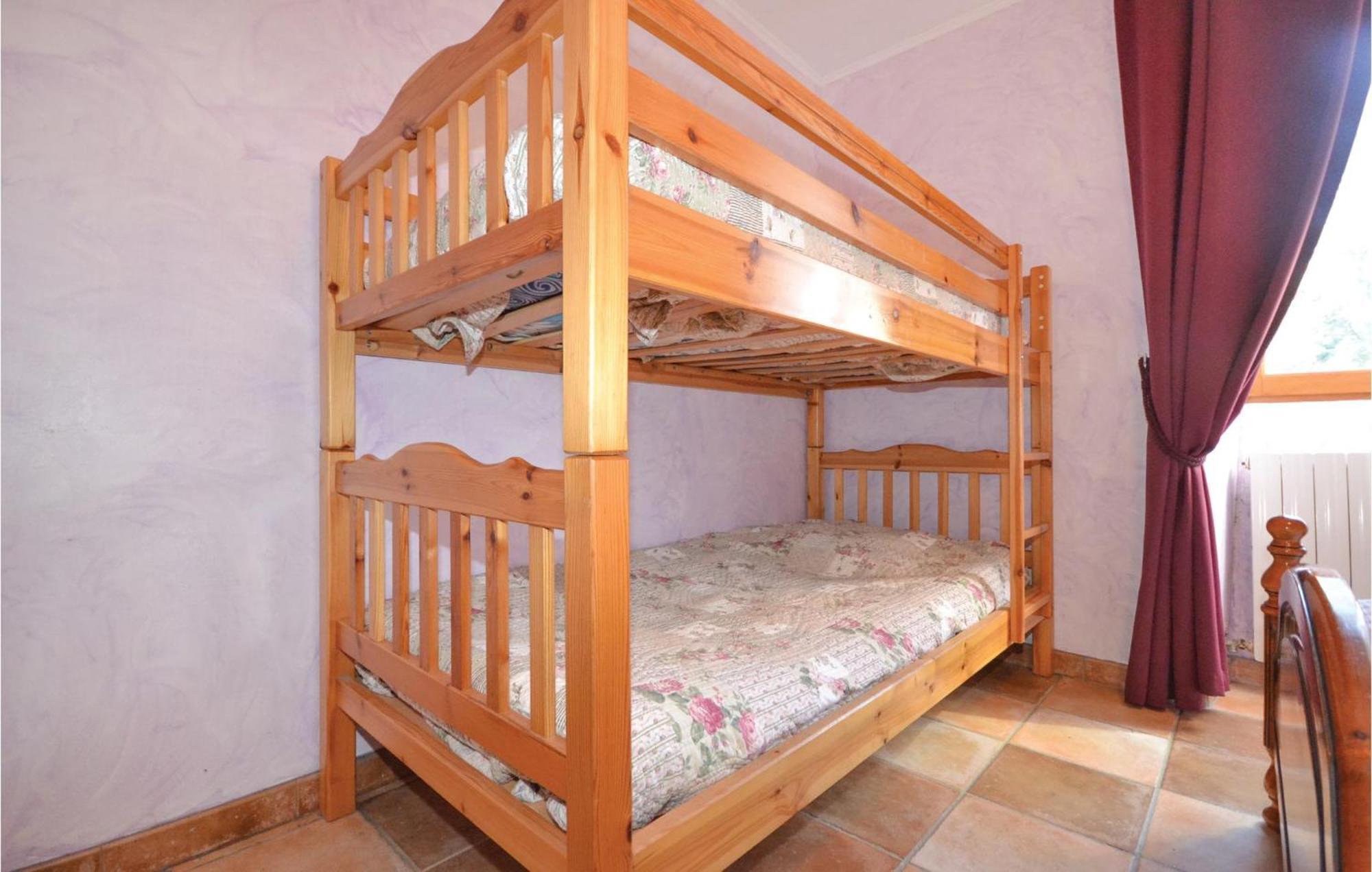 2 Bedroom Nice Apartment In Les Salles-Du-Gardon Soustelle Εξωτερικό φωτογραφία